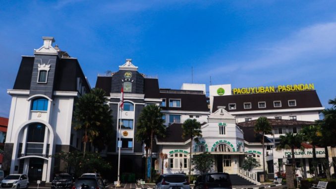 Universitas-Pasundan-678x381 (1)