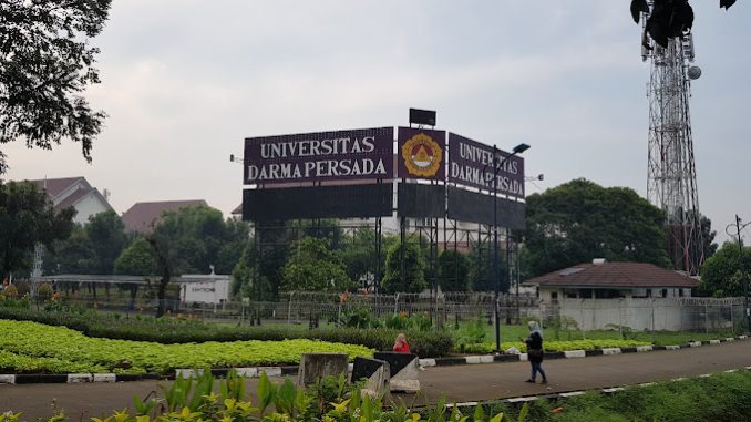 Universitas-Darma-Persada-678x381-1