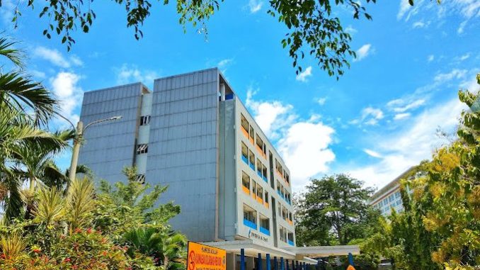 Universitas-Esa-Unggul-678x381-1