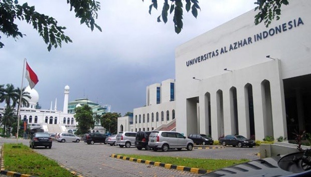 Universitas_Al-Azhar_Indonesia_dan_Masjid_Agung_Al-Azhar_Terlihat_di_Parkir_Utama (1)